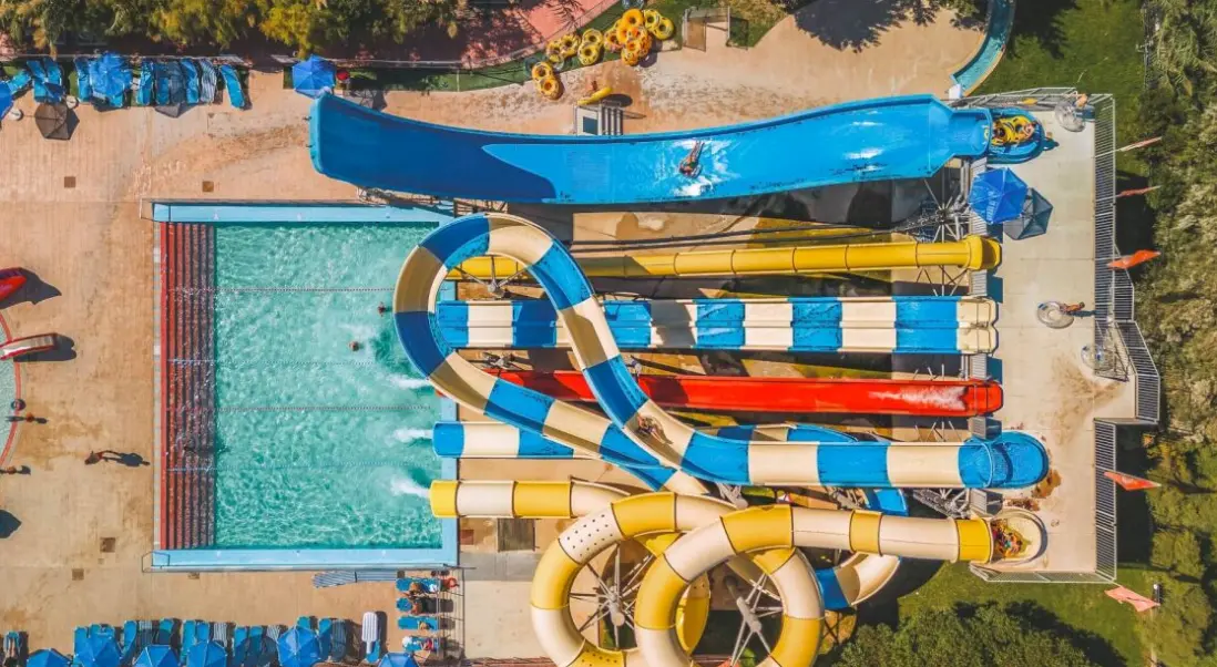 Basen w hotelu Chrispy Waterpark Resort