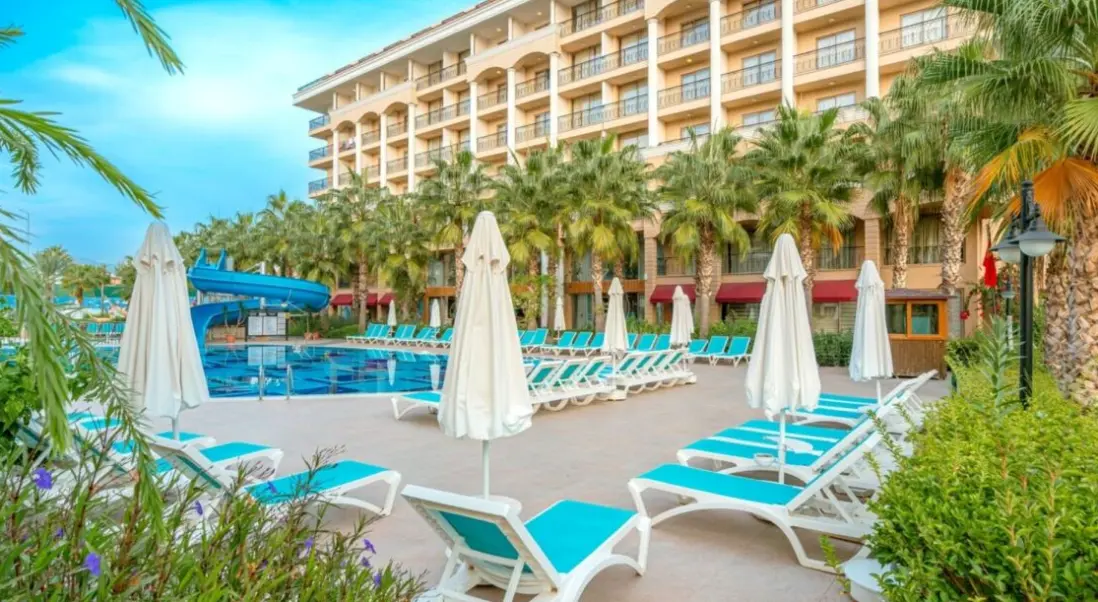 Basen w hotelu Club Sun Heaven