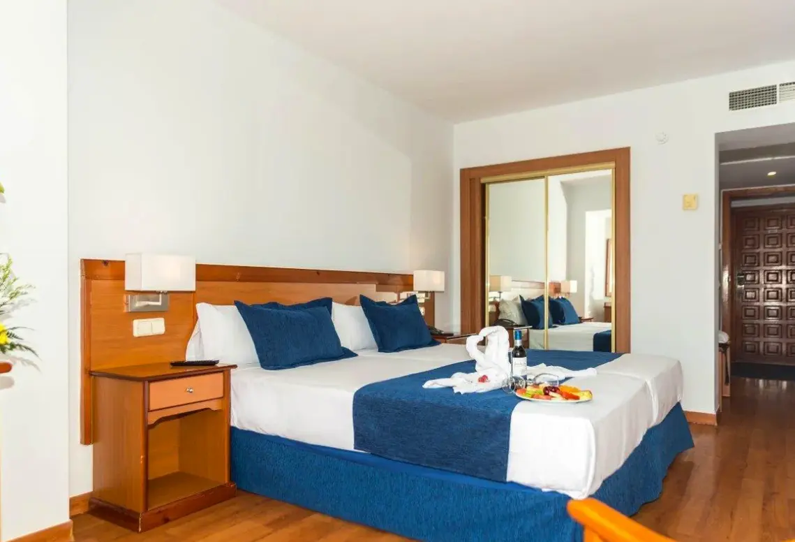 Pokój w hotelu Costa Málaga by Pierre Vacances