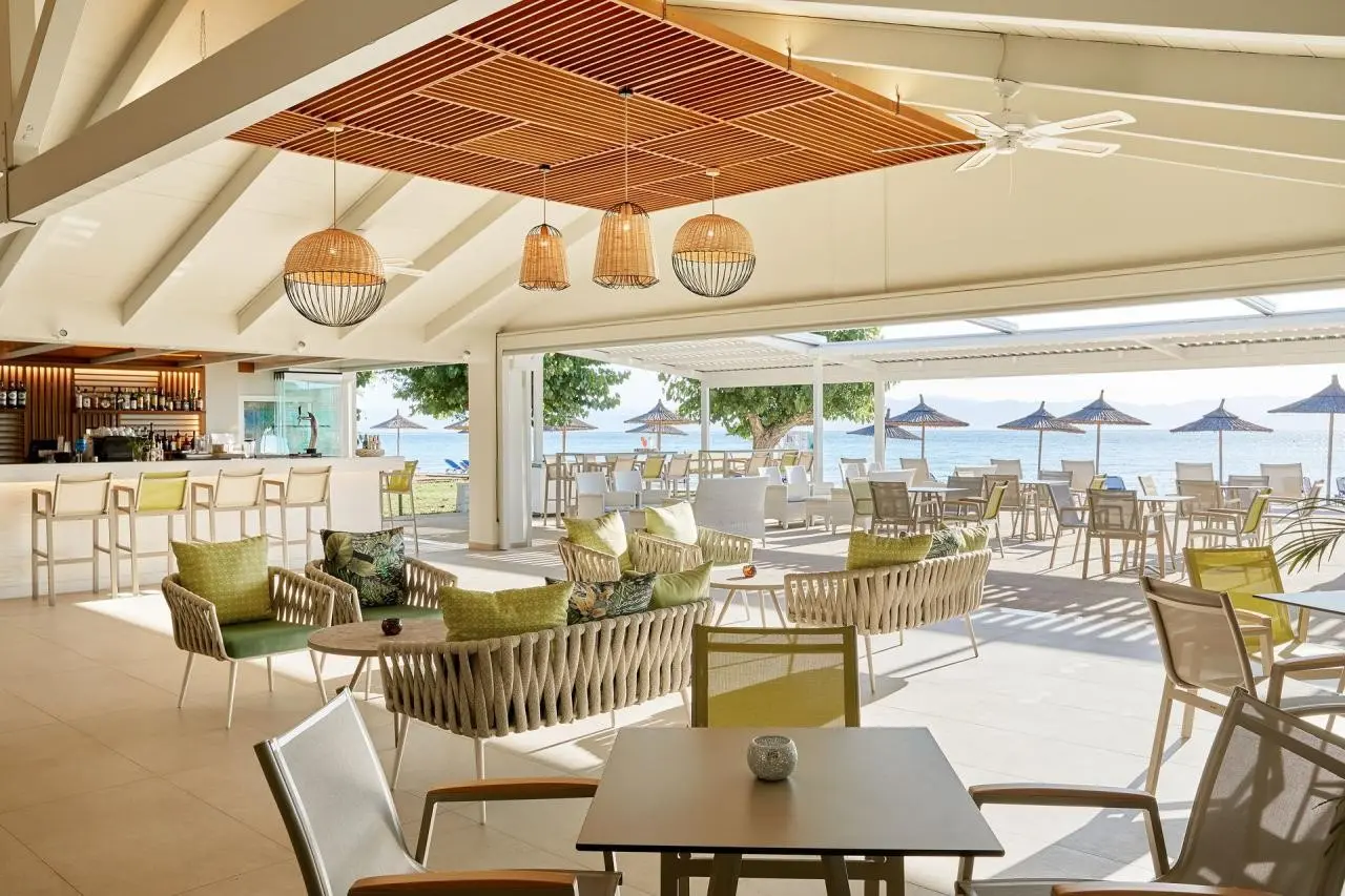 Delfinia — DELFINIA