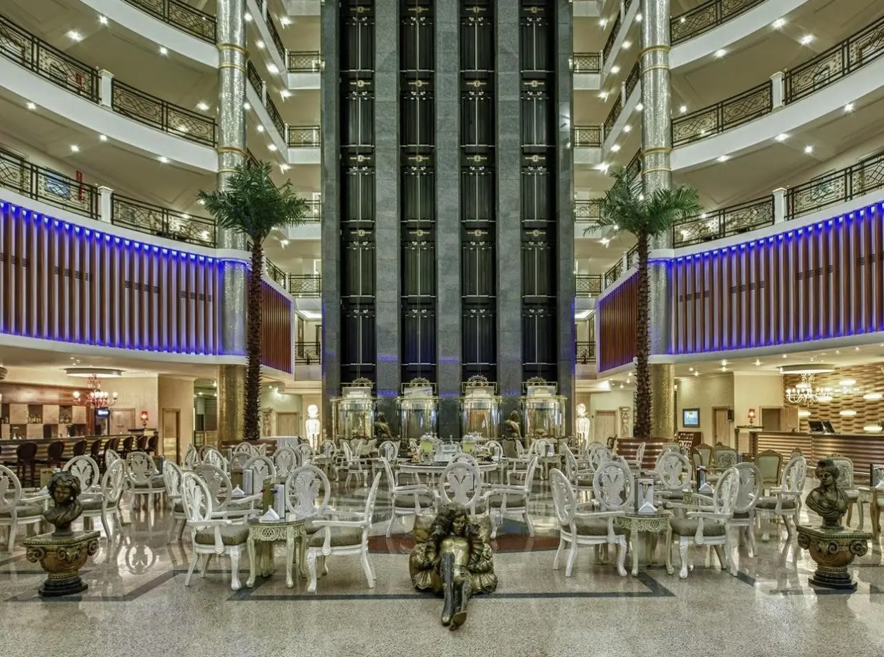 Delphin Deluxe — DELPHIN DELUXE