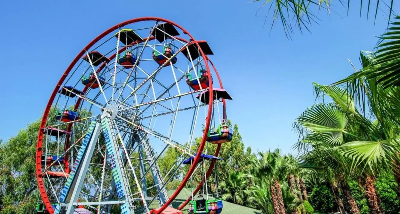 Delphin Deluxe — DELPHIN DELUXE