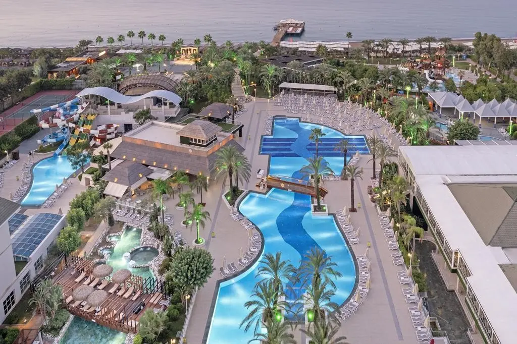 Dobedan Exclusive Hotel & Spa — DOBEDAN EXCLUSIVE HOTEL & SPA