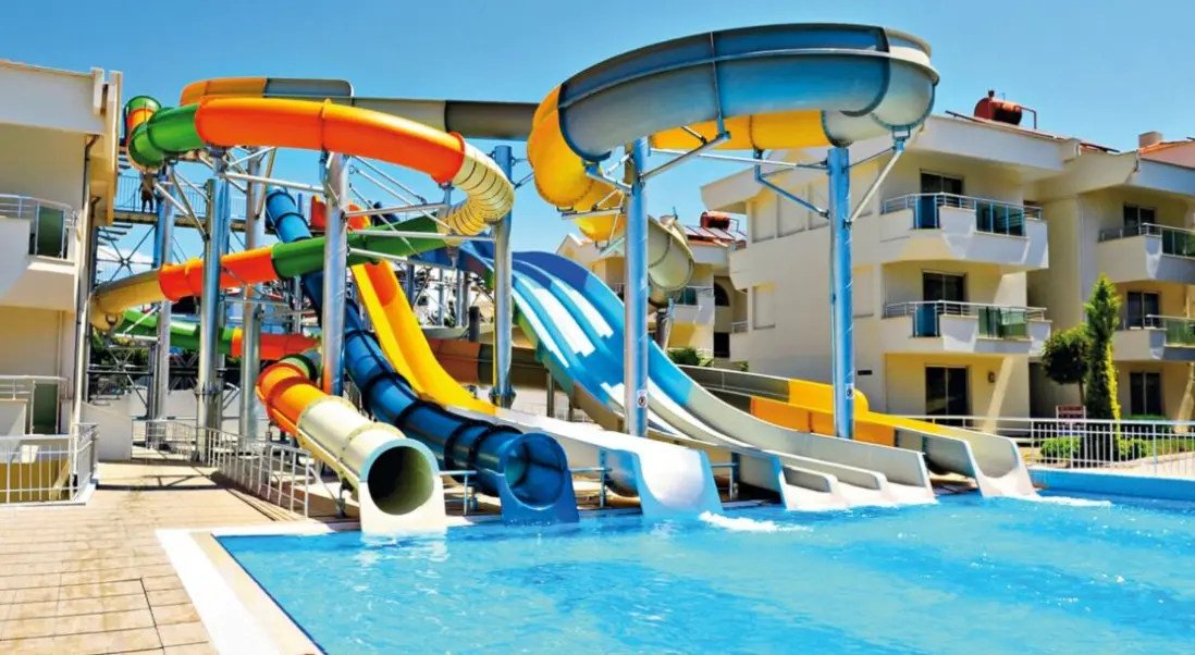 Basen w hotelu Dream Family Club