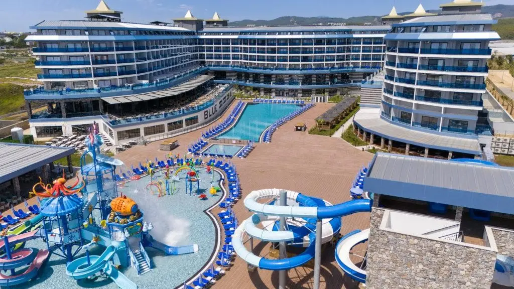 Basen w hotelu Eftalia Blue
