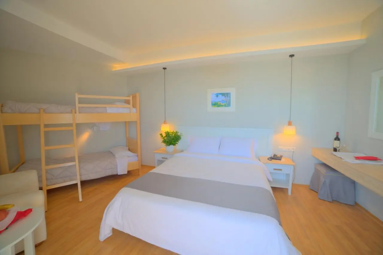 Elea Beach — ELEA BEACH