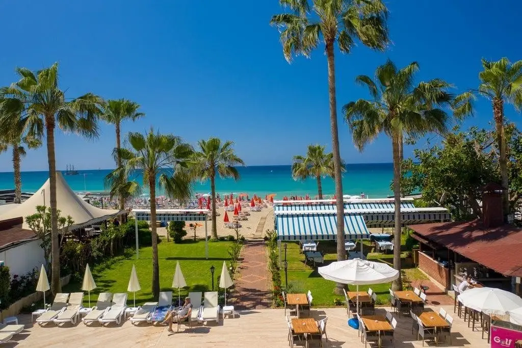 Elysee Beach Hotel — ELYSEE BEACH
