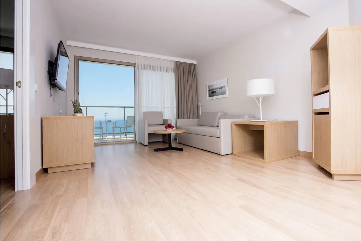 Estival Torrequebrada — ESTIVAL TORREQUEBRADA