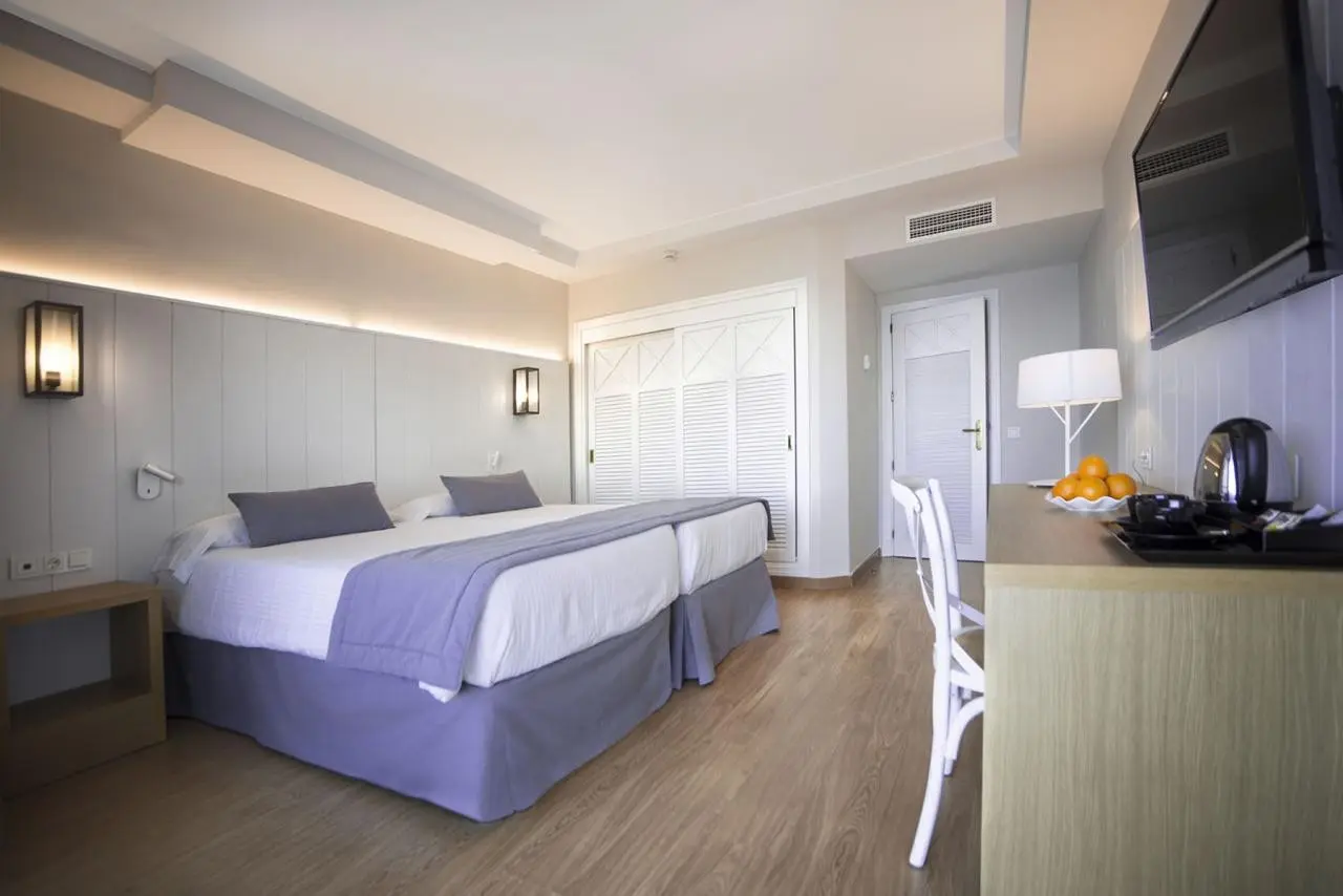 Estival Torrequebrada — ESTIVAL TORREQUEBRADA