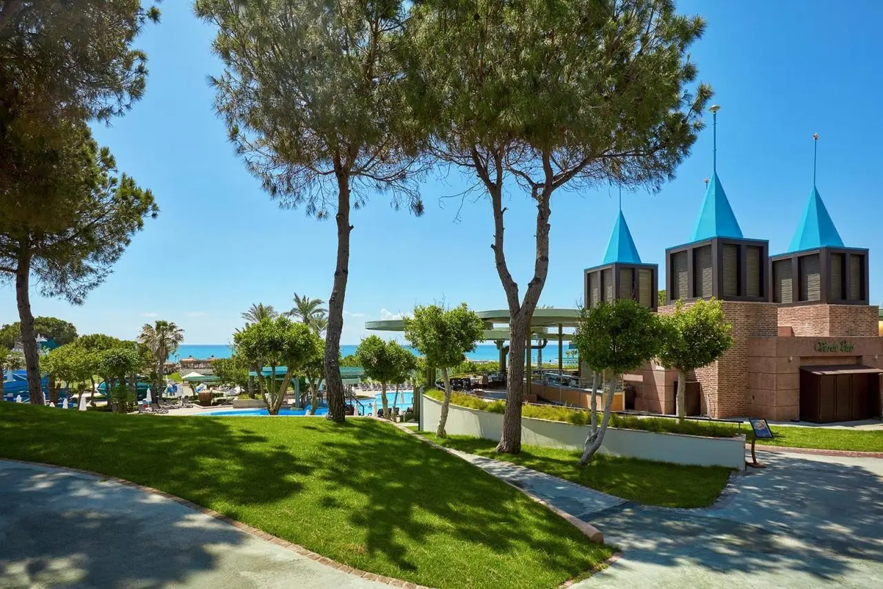 Gloria Verde Resort — GLORIA VERDE RESORT