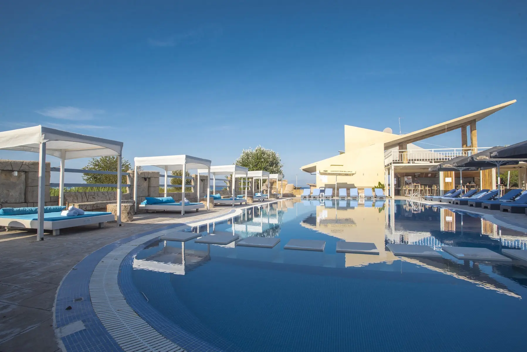 Island Beach Resort — ISLAND BEACH RESORT