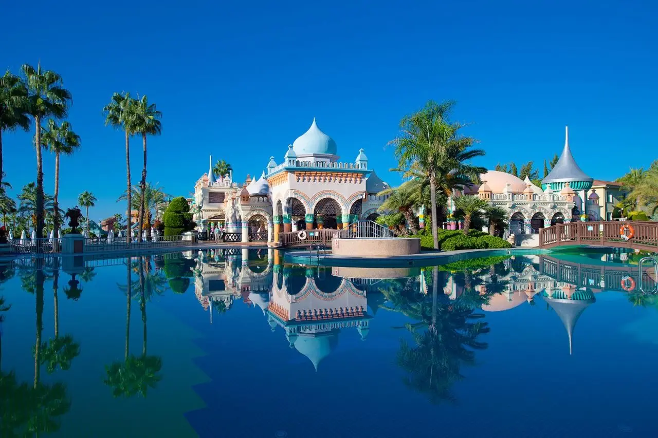 Kamelya Collection Aishen Club — KAMELYA AISHEN CLUB