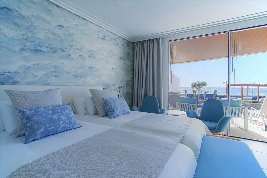 Pokój w hotelu Lava Beach