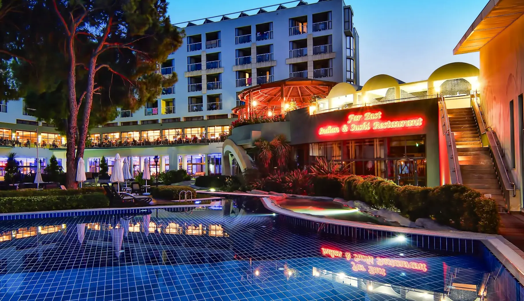 Basen w hotelu Limak Atlantis