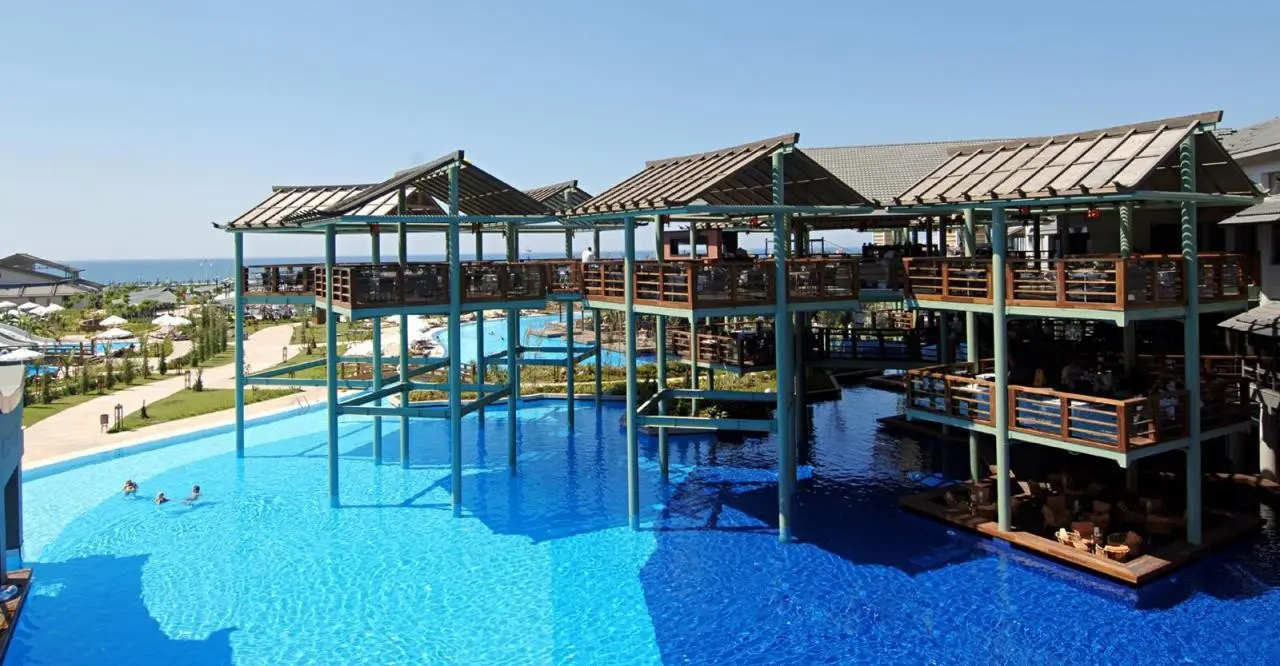 Limak Lara Deluxe Hotel & Resort — LIMAK LARA DELUXE