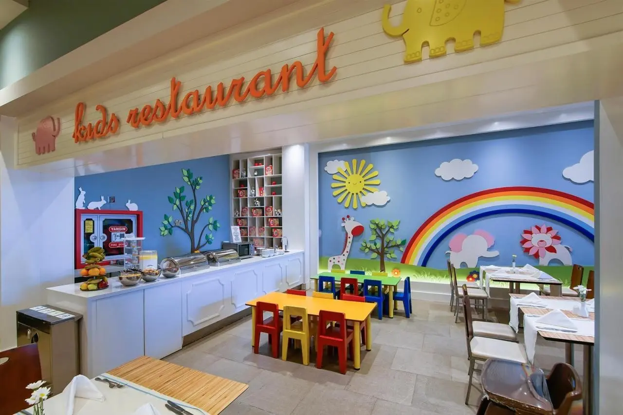 Limak Lara Deluxe Hotel & Resort — LIMAK LARA DELUXE