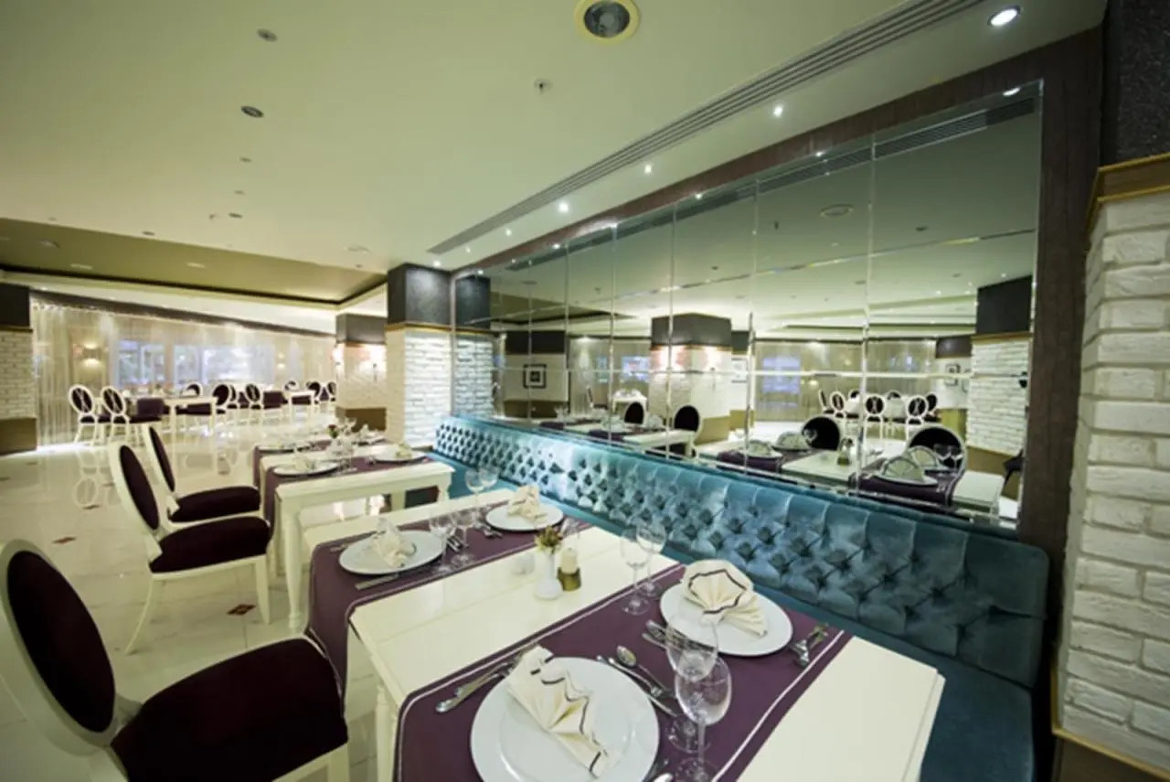 Limak Lara Deluxe Hotel & Resort — LIMAK LARA DELUXE