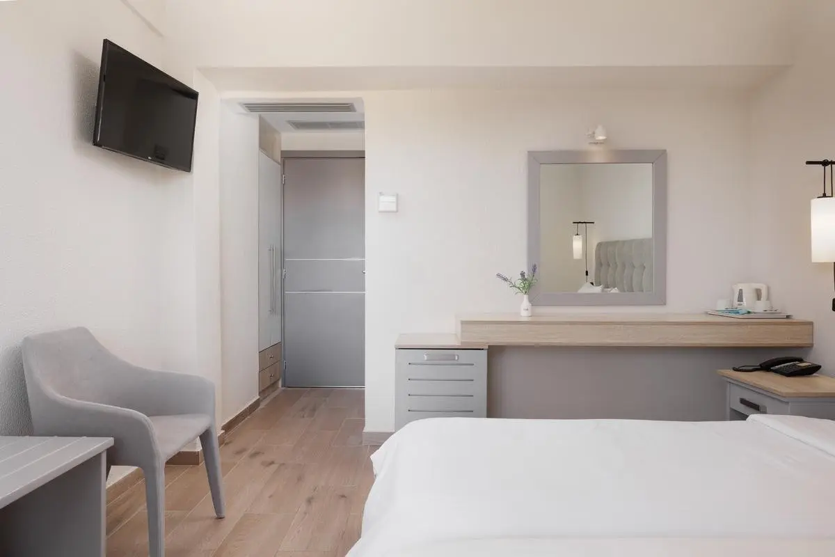 Livadi Nafsika — LIVADI NAFSIKA