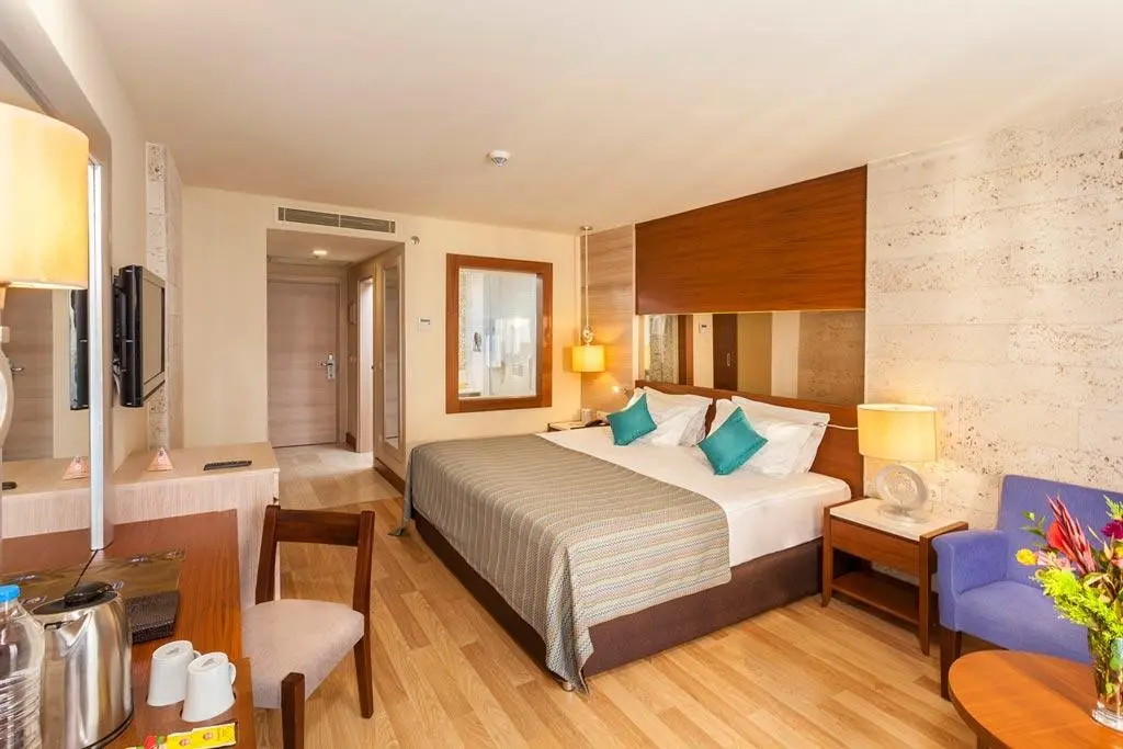 Melas Lara Hotel — MELAS LARA