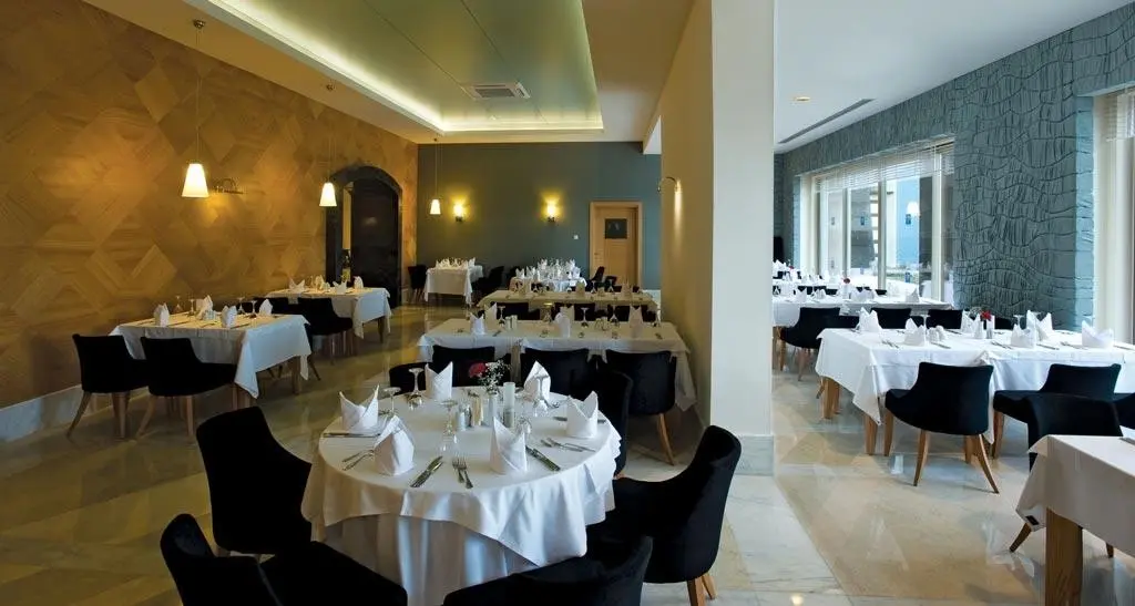 Melas Lara Hotel — MELAS LARA