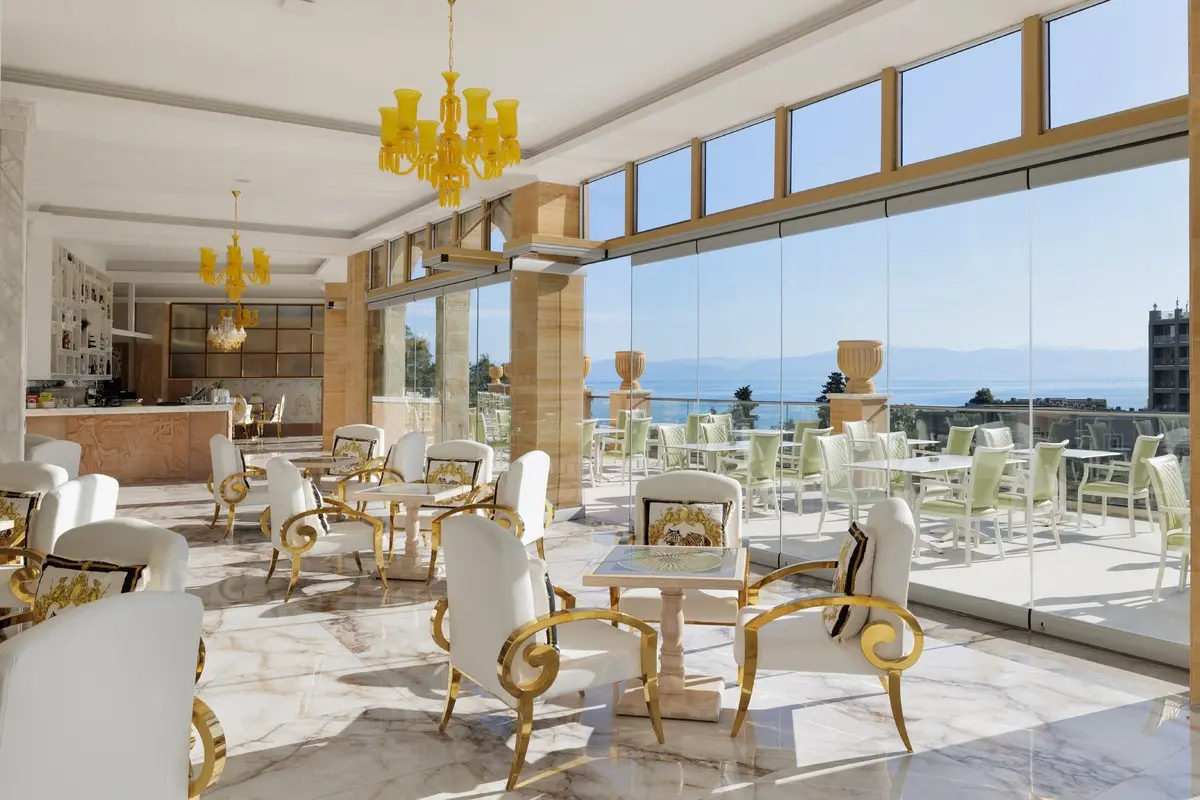 Mythos Panorama — MYTHOS PANORAMA