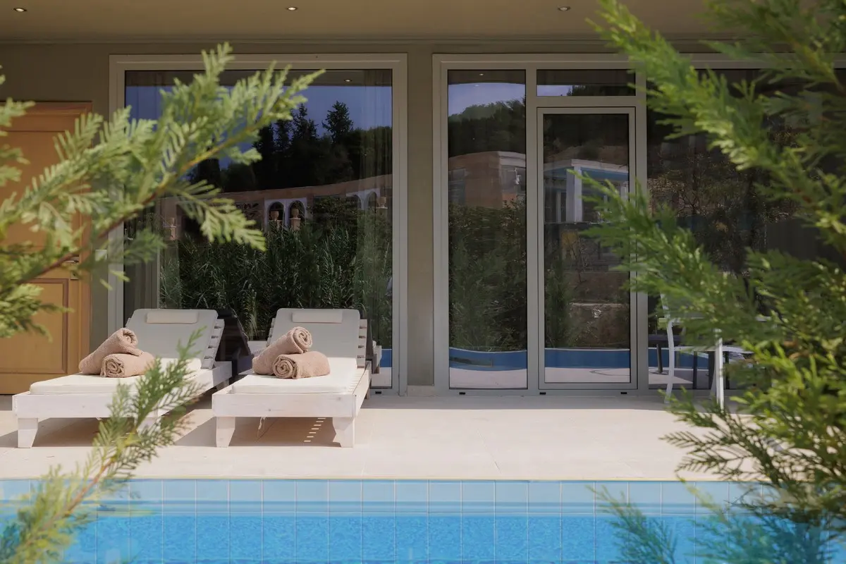 Mythos Panorama — MYTHOS PANORAMA