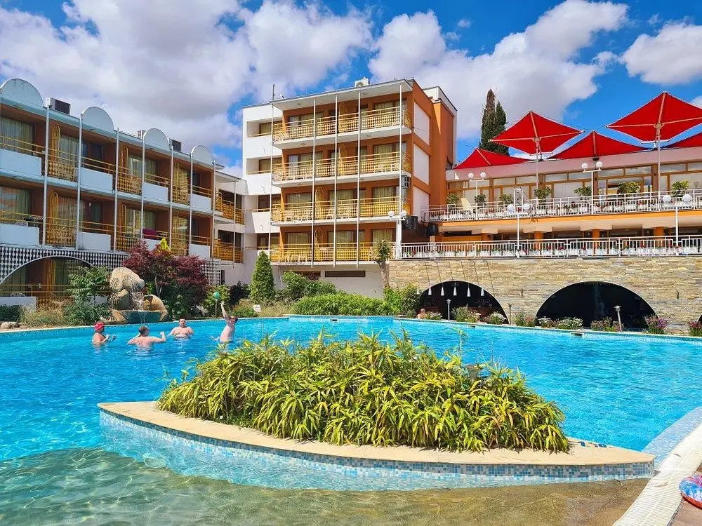 Basen w hotelu Nessebar Beach