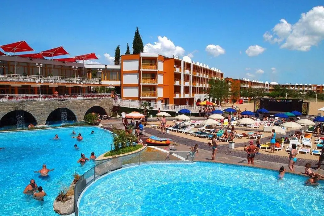 Basen w hotelu Nessebar Beach