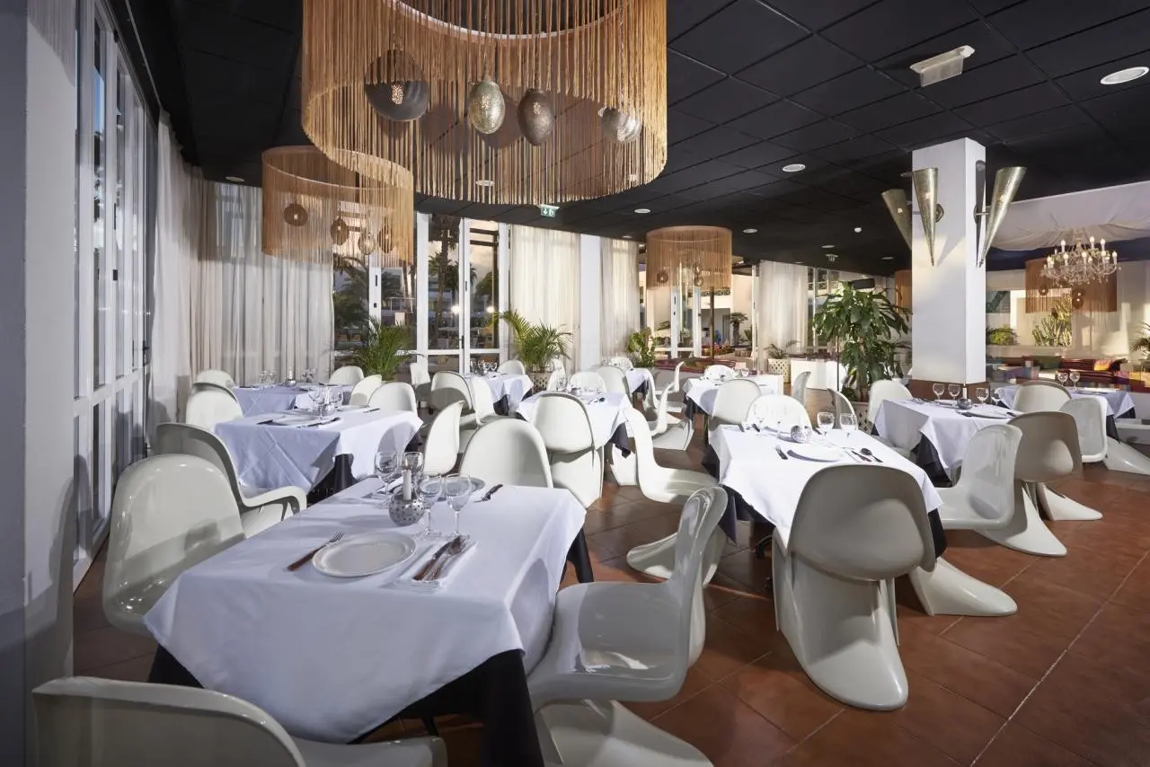 Oasis Lanz Beach Mate — OASIS LANZ BEACH MATE