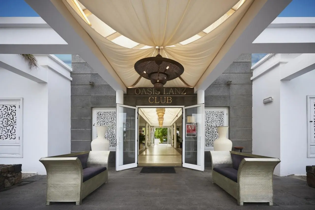 Oasis Lanz Beach Mate — OASIS LANZ BEACH MATE