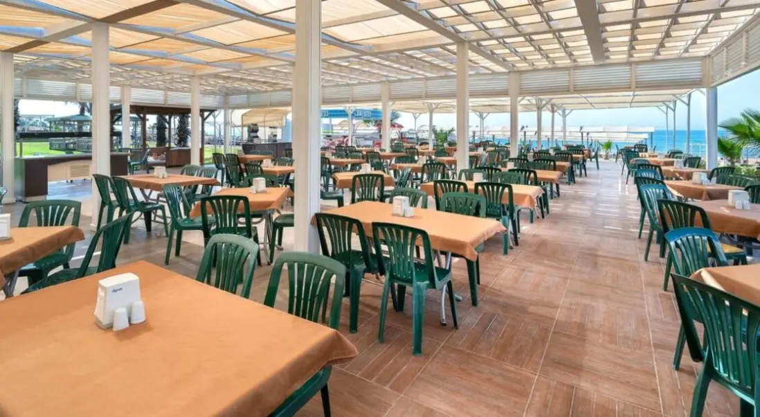 Restauracja i jedzenie w hotelu Orfeus Queen Spa