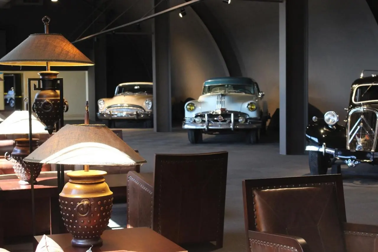 Paloma Perissia — PALOMA PERISSIA