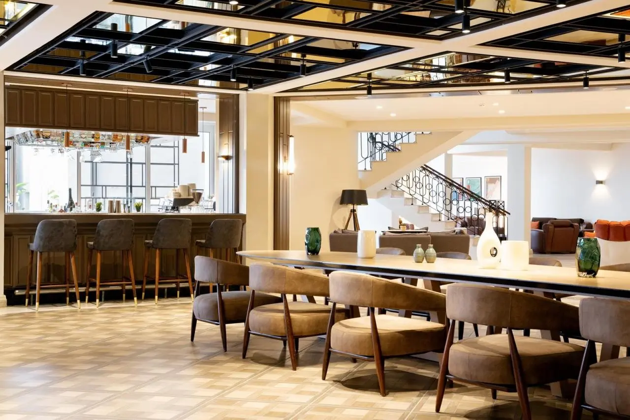 Paloma Perissia — PALOMA PERISSIA