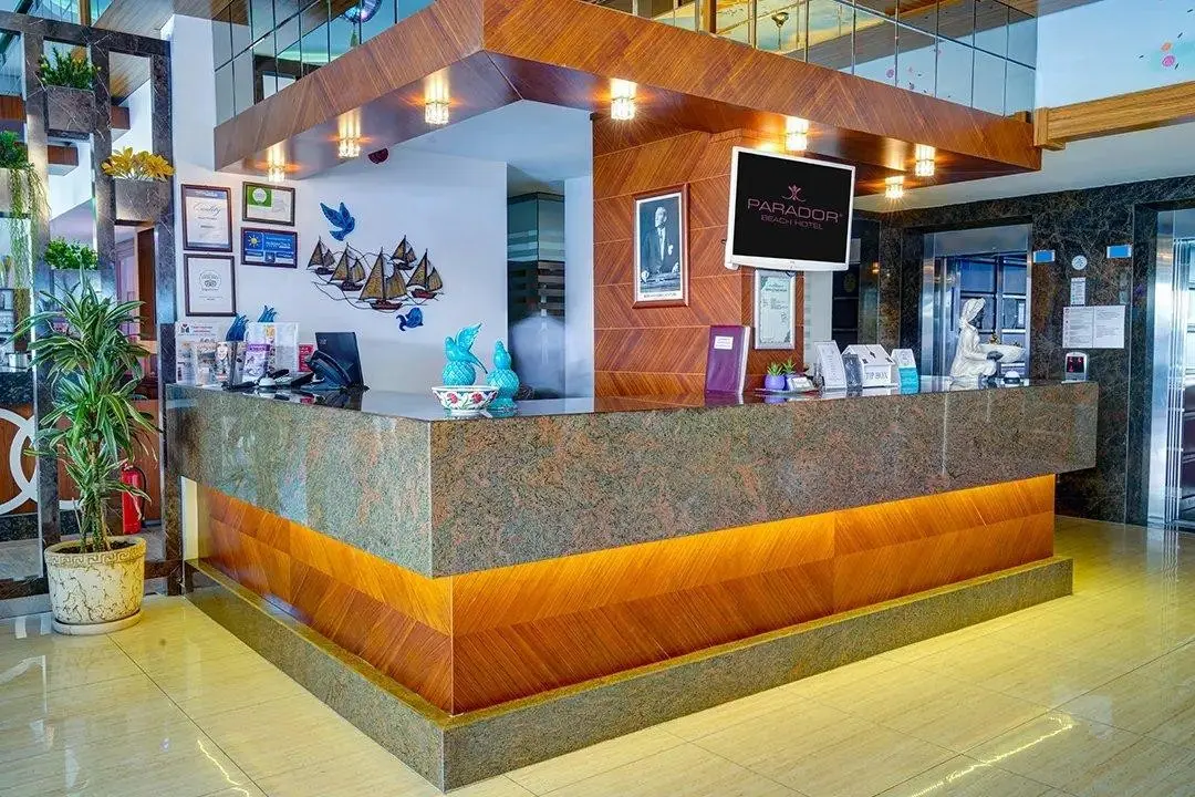 Lobby hotelu Parador Sky Hotel