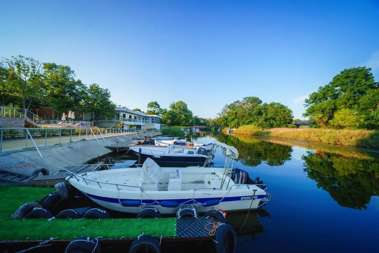 Perla Beach Resort — PERLA SUN