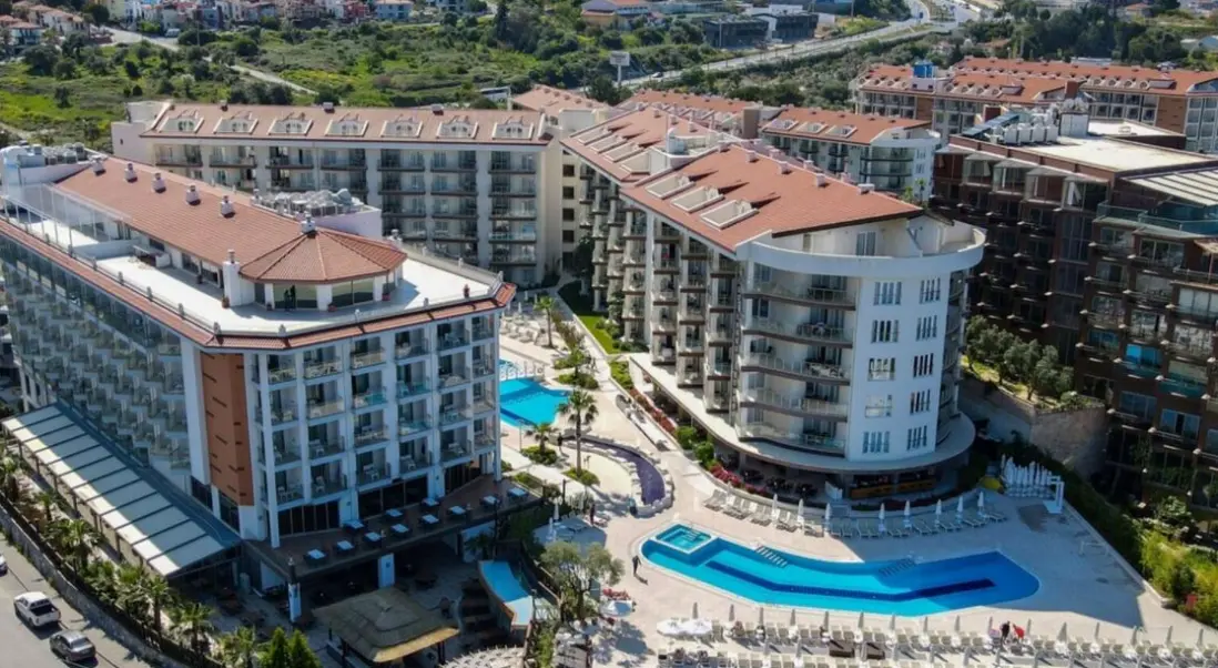 Obiekt hotelu Ramada Hotel & Suites by Wyndham Kusadasi
