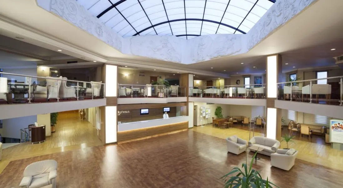 Lobby hotelu Richmond Ephesus Resort
