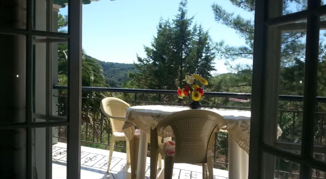 Widok z hotelu Rigos Apartments Vitalades