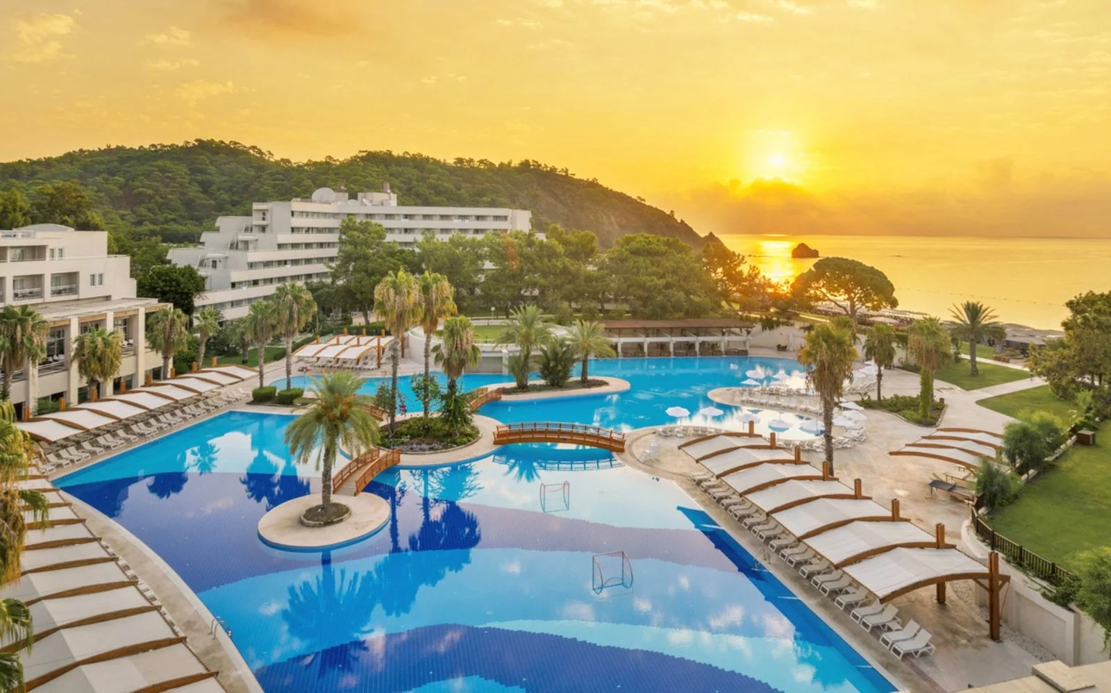 Hotel Rixos Premium Tekirova – The Land of Legends Theme Park Free Access w Turcja (Riwiera Turecka) - oferta last minute