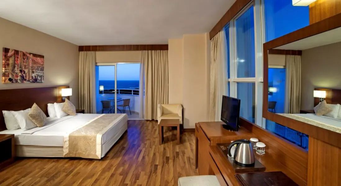 Pokój w hotelu Roma Beach Resort & Spa