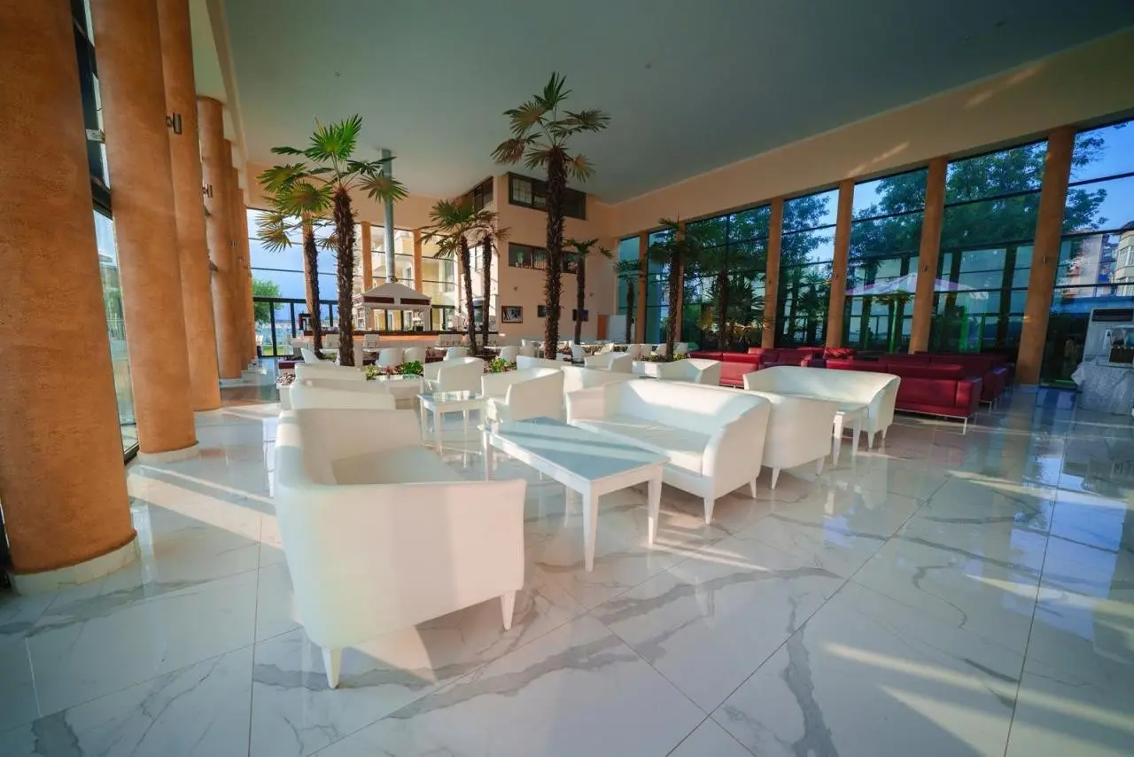 Royal Perla — PERLA GOLD LUXURY