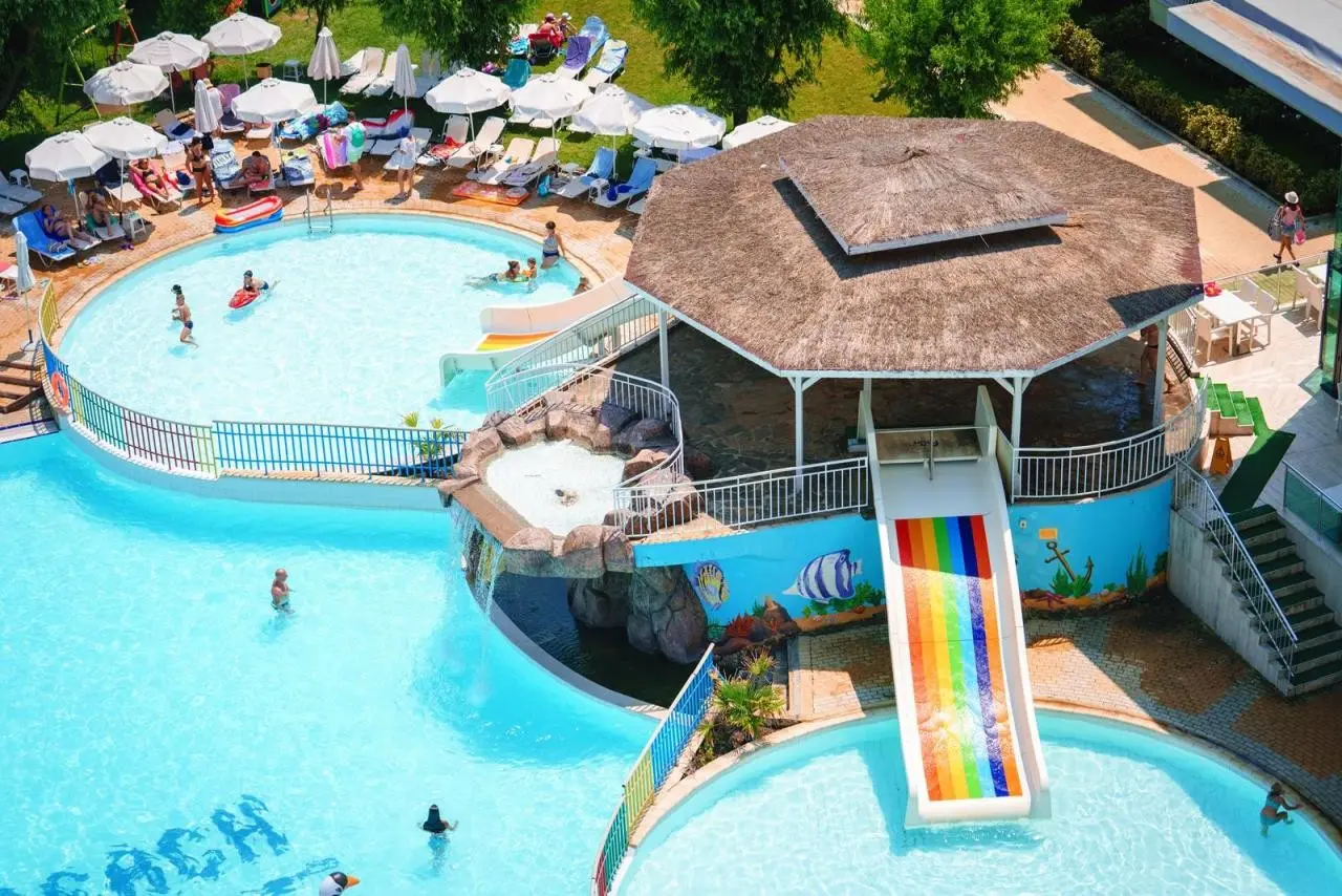 Royal Perla — PERLA GOLD LUXURY