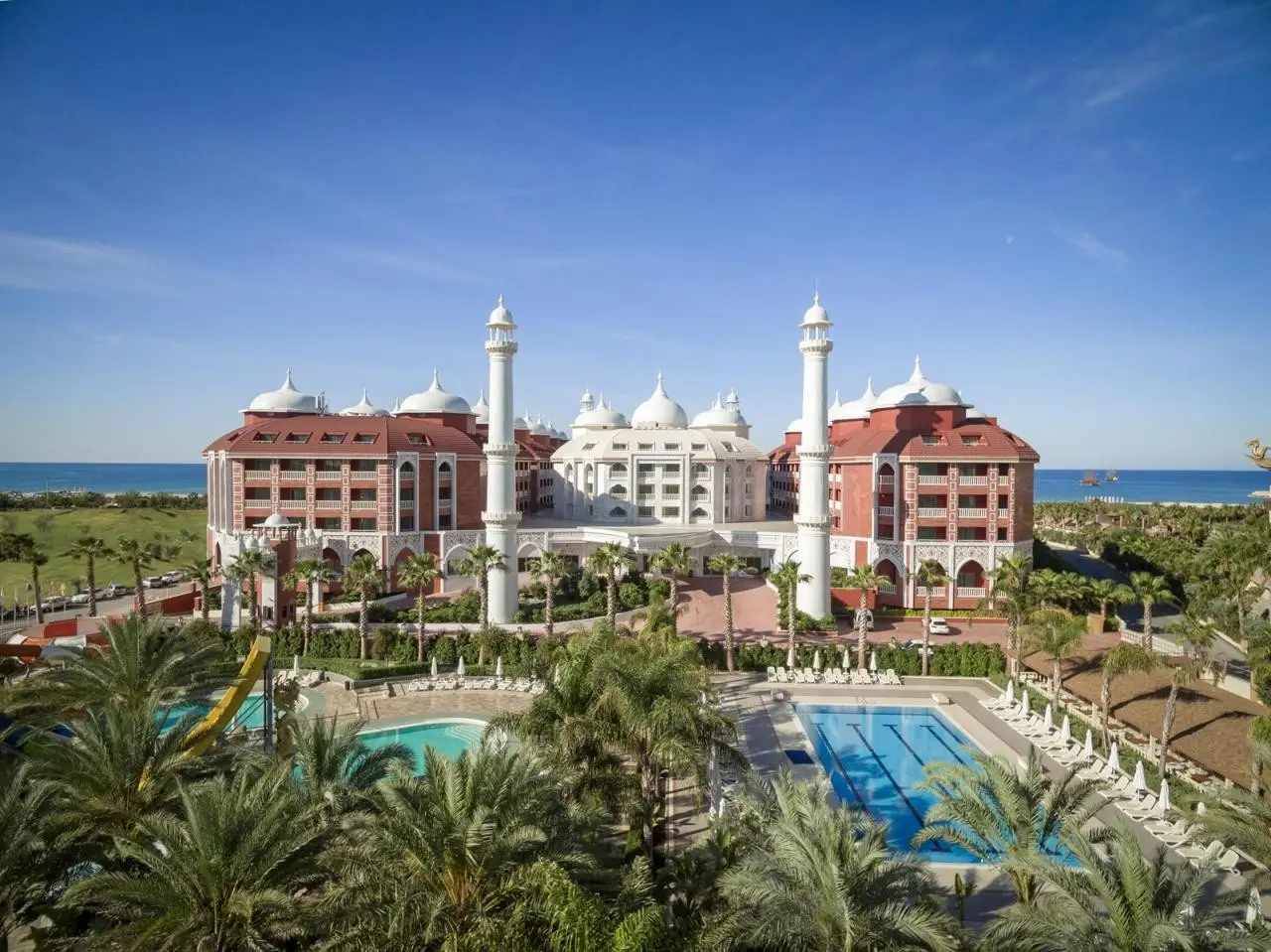 Royal TAJ Mahal — ROYAL TAJ MAHAL