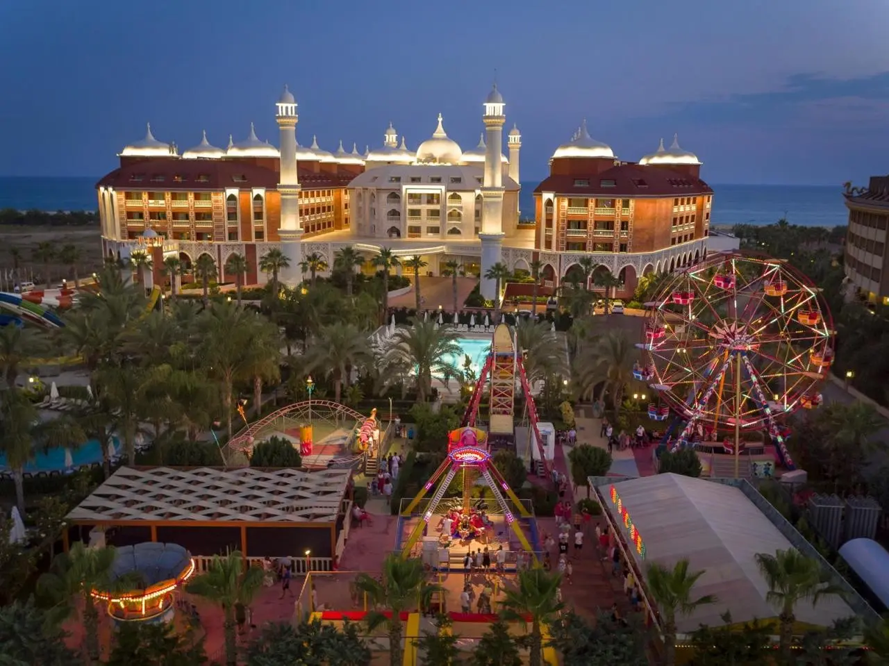 Royal TAJ Mahal — ROYAL TAJ MAHAL