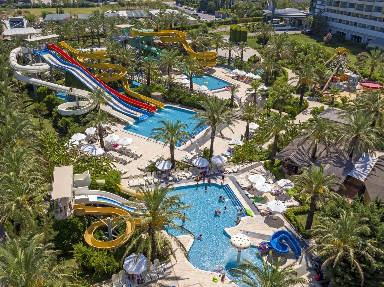 Royal Wings Hotel — ROYAL WINGS