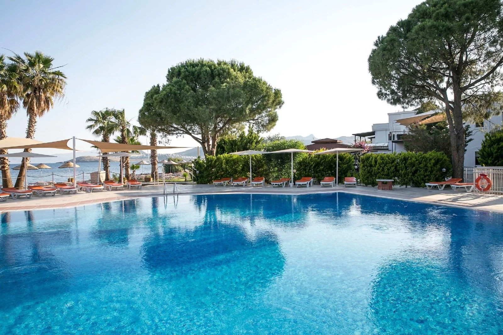 Hotel Sea Side Beach Club