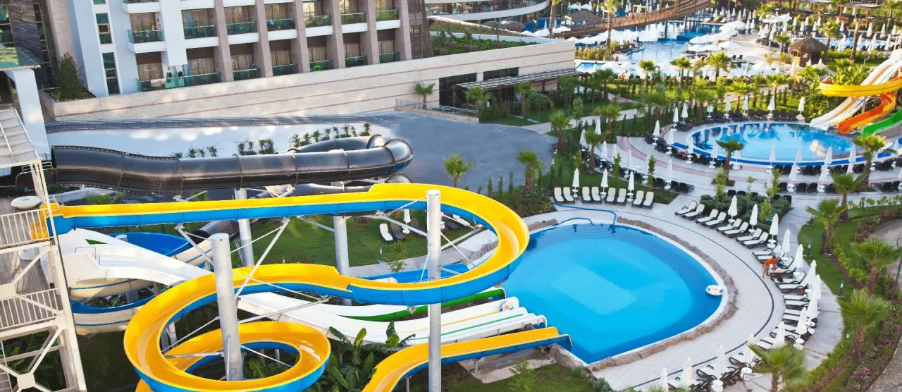 Sherwood Dreams — SHERWOOD DREAMS RESORT