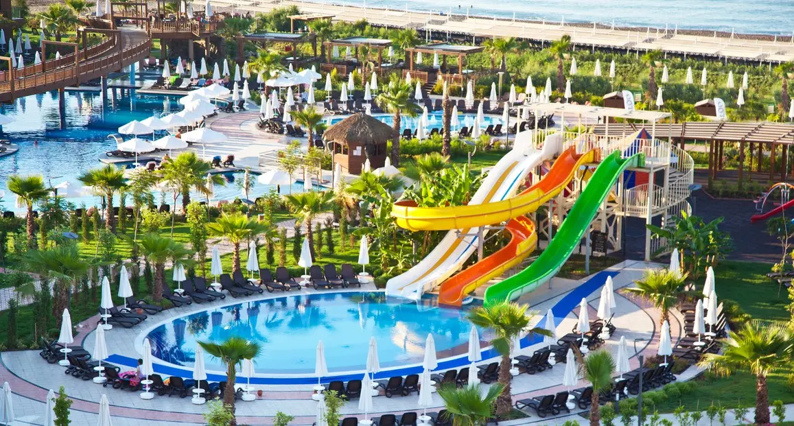 Sherwood Dreams — SHERWOOD DREAMS RESORT