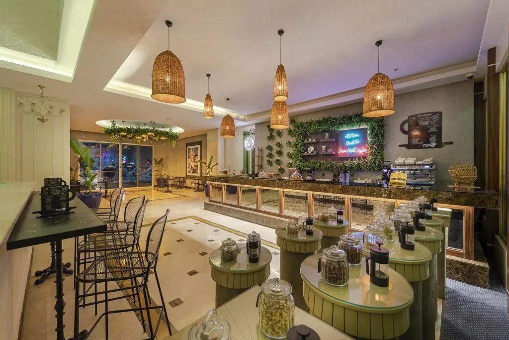 Side Premium — SIDE PREMIUM BY OZ HOTELS