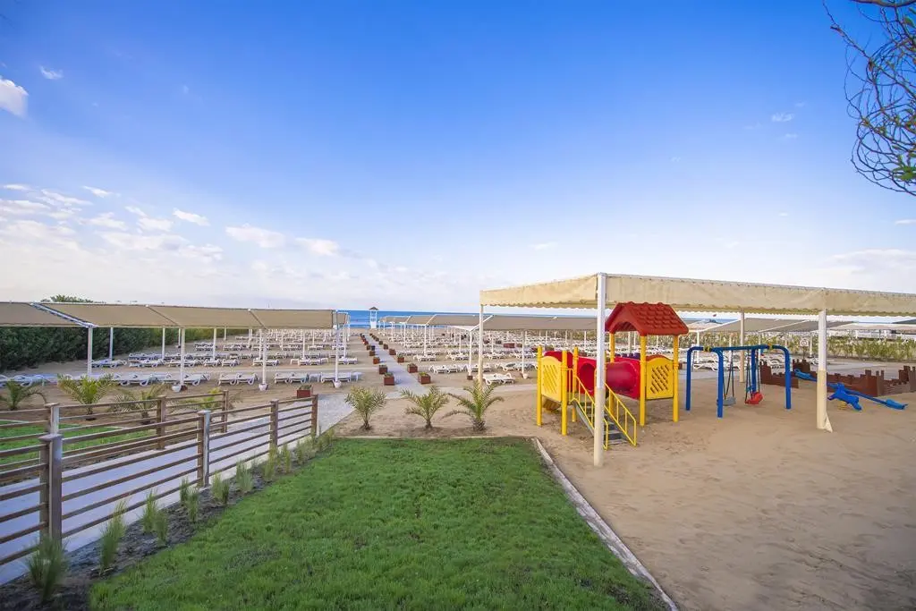 Side Premium — SIDE PREMIUM BY OZ HOTELS